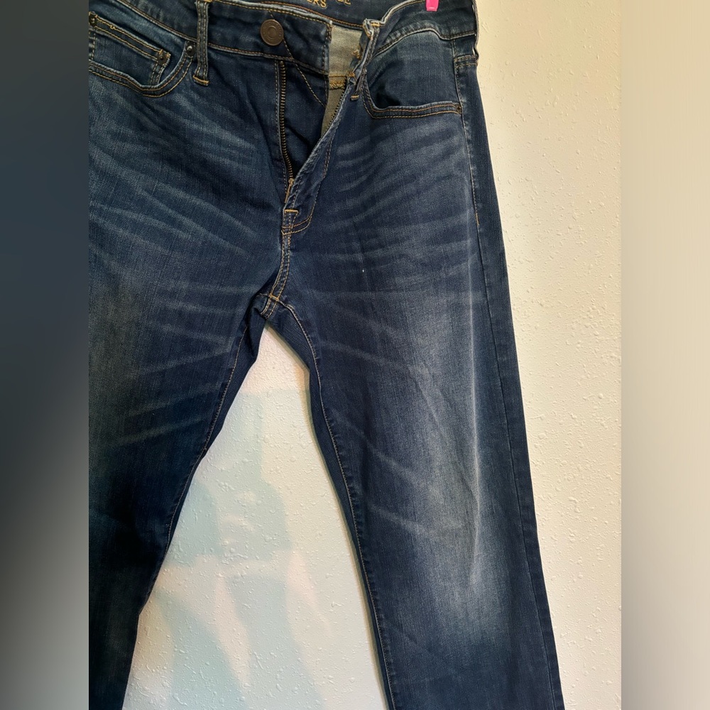 American Eagle 32x34 extreme flex original straight dark wash jeans